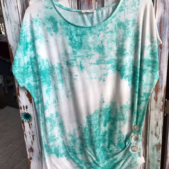 Twenty Second Asymmetrical Side Button Tee - Picture 2 of 6